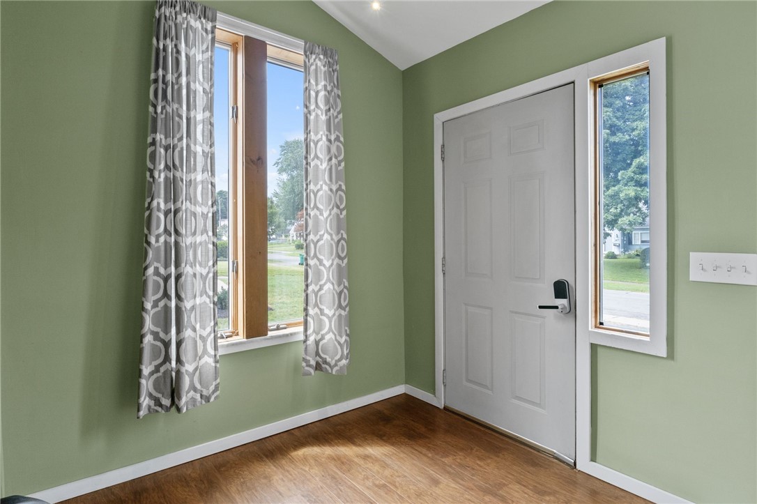 Search Properties 2 174 frontenac heights