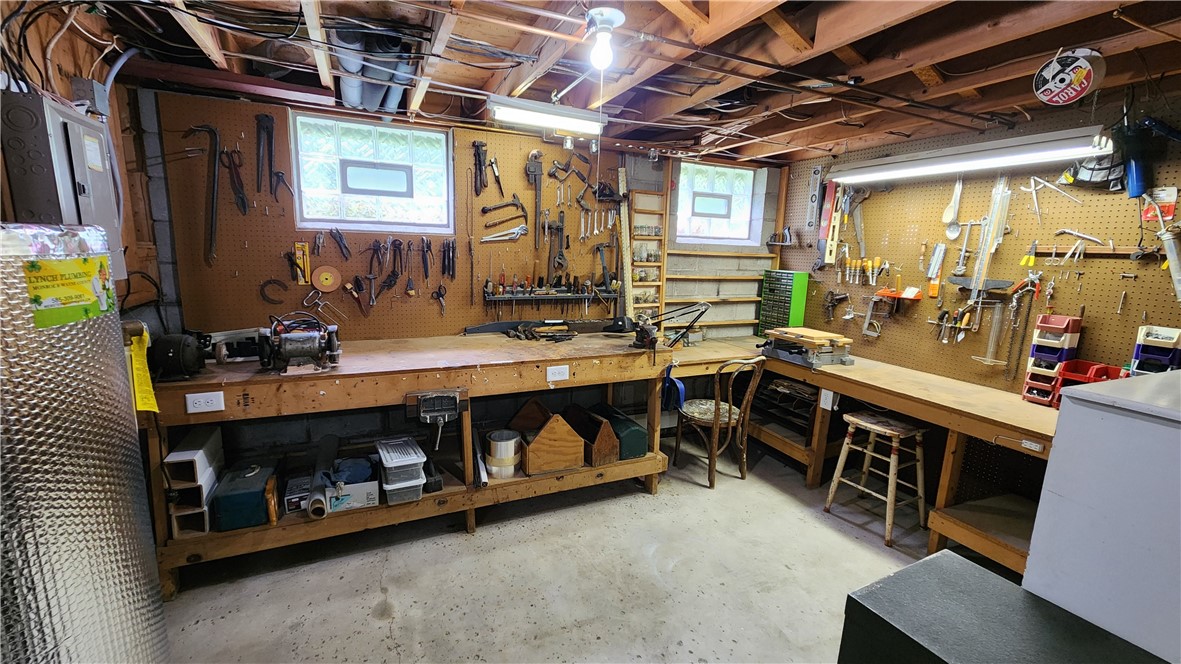 71 Red Rock Road, Greece, New York image 37