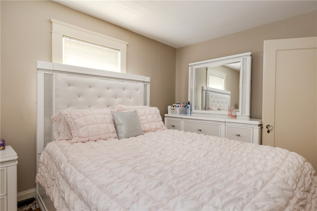 39 Sunnyside Drive, Elmira, New York image 25