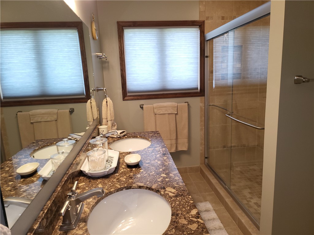 76 Belaire Drive, Big Flats, New York image 19
