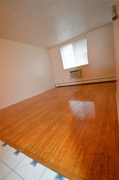 Tiny photo for 154 Park Avenue #9, Rochester, NY 14607 (MLS # R1708950)