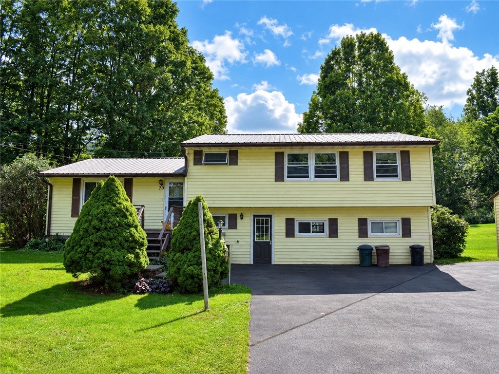 70 School View Road
