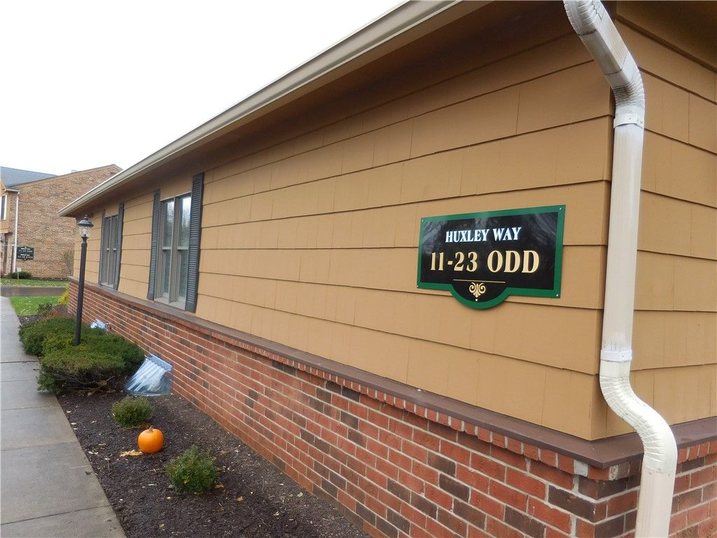 Photo of 11 Huxley Way, Perinton, NY 14450 (MLS # R1652541)