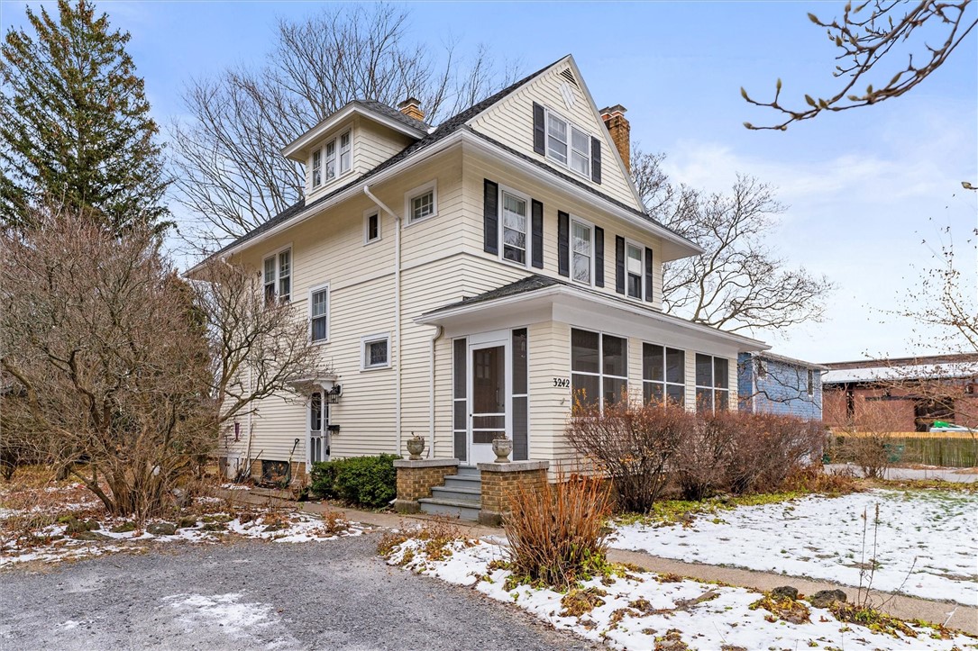 3242 saint paul boulevard