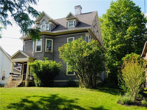 Photo of 7 Walnut Street, Oneonta, NY 13820 (MLS # R1651144)