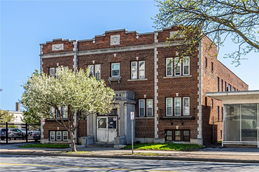 Photo of 312 Lake Avenue, Rochester, NY 14608 (MLS # R1680650)