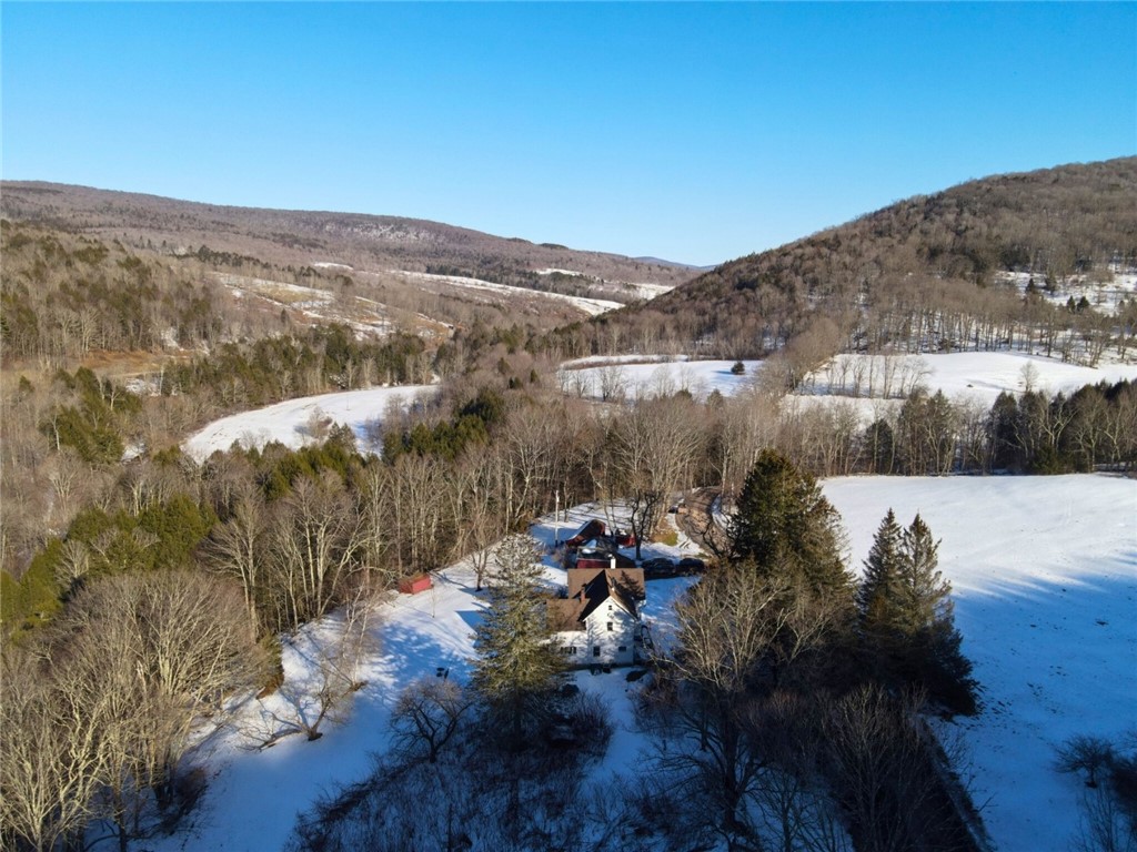 785 old cross mountain road