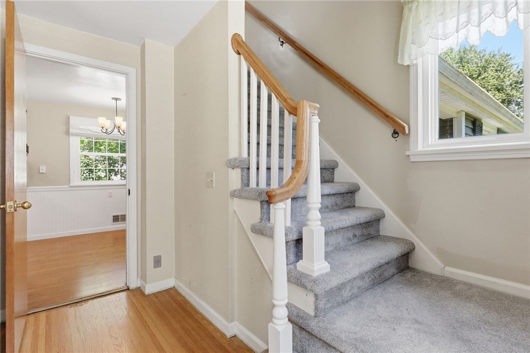 25 Maryvale Drive