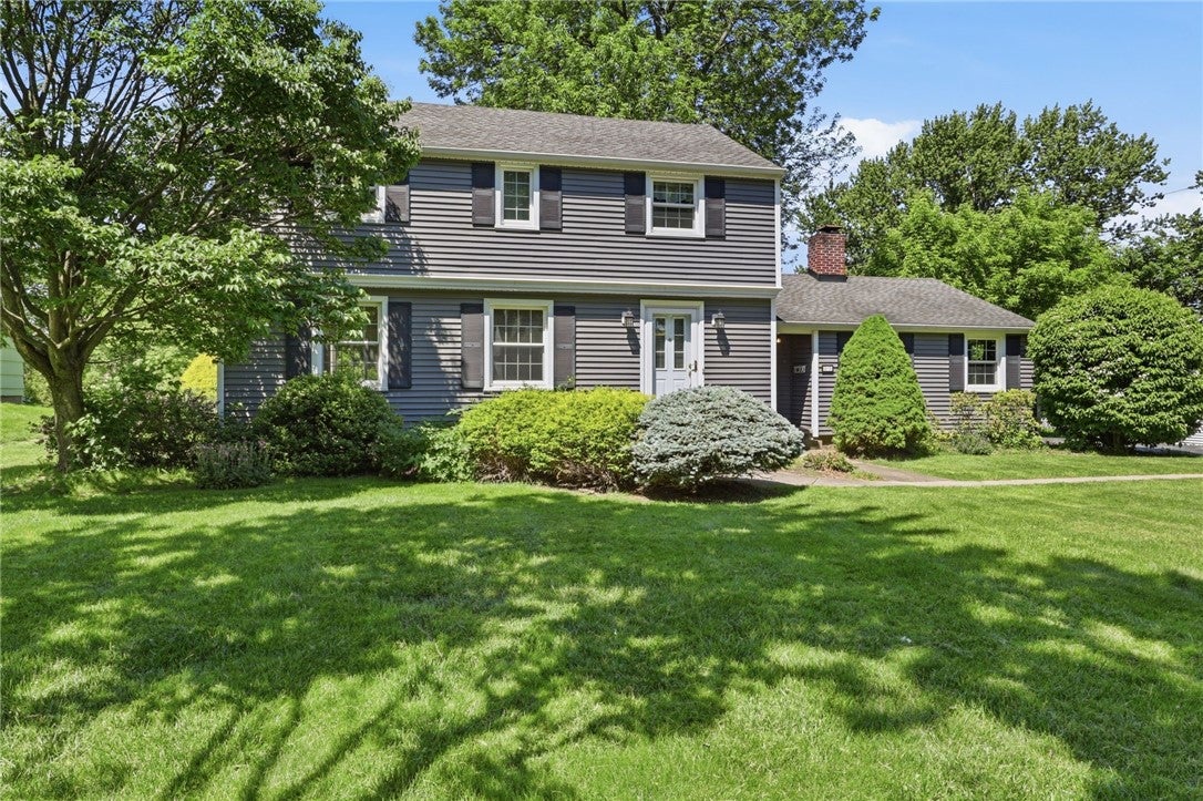 25 Maryvale Drive
