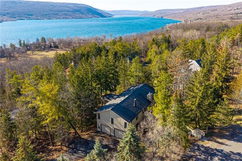 Photo of 12 Spy Glass Hl, South Bristol, NY 14424 (MLS # R1666204)