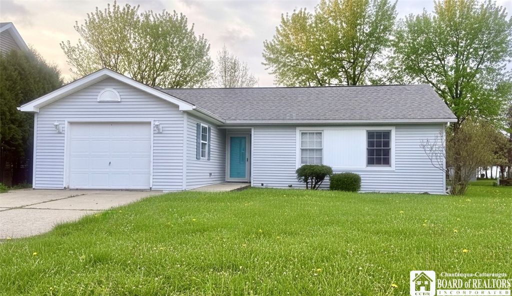 Photo of 13 Ventura Circle, Pomfret, NY 14063 (MLS # R1672800)