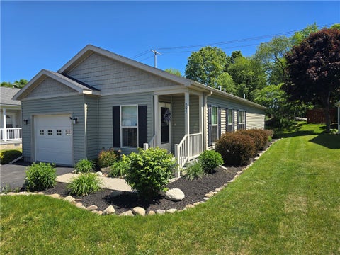 Mobile Home For Sale - 6671 Daffodil Drive<br/> Bath, NY 14810