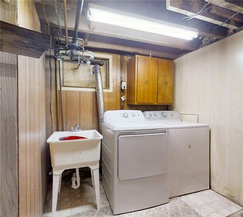 Tiny photo for 229 Dodge Avenue, Corning City, NY 14830 (MLS # R1655107)