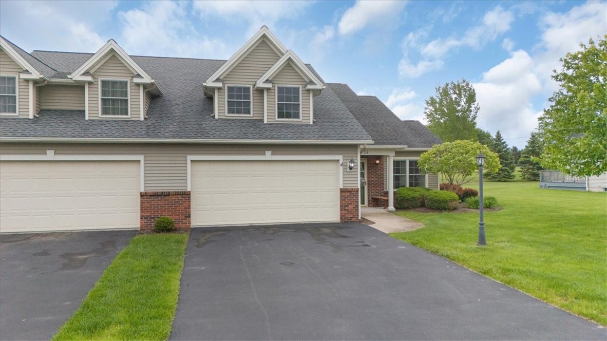 14 Cloister Lane, Penfield, New York image 5