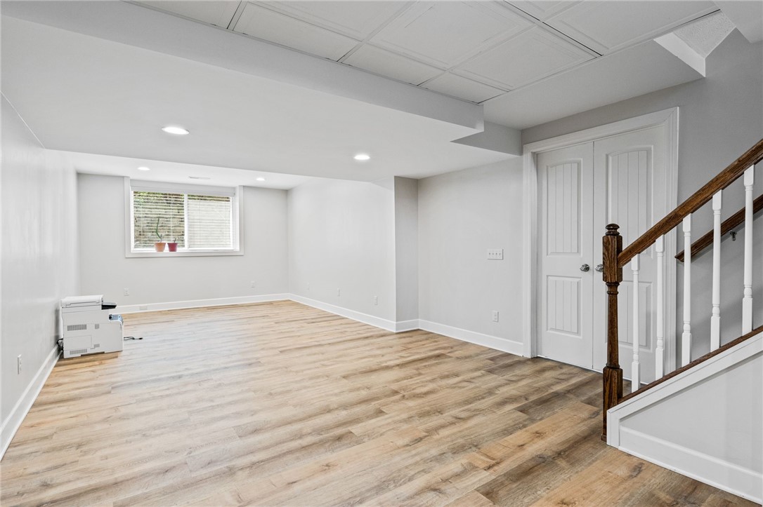 9 Crimson Way, Penfield, New York image 23