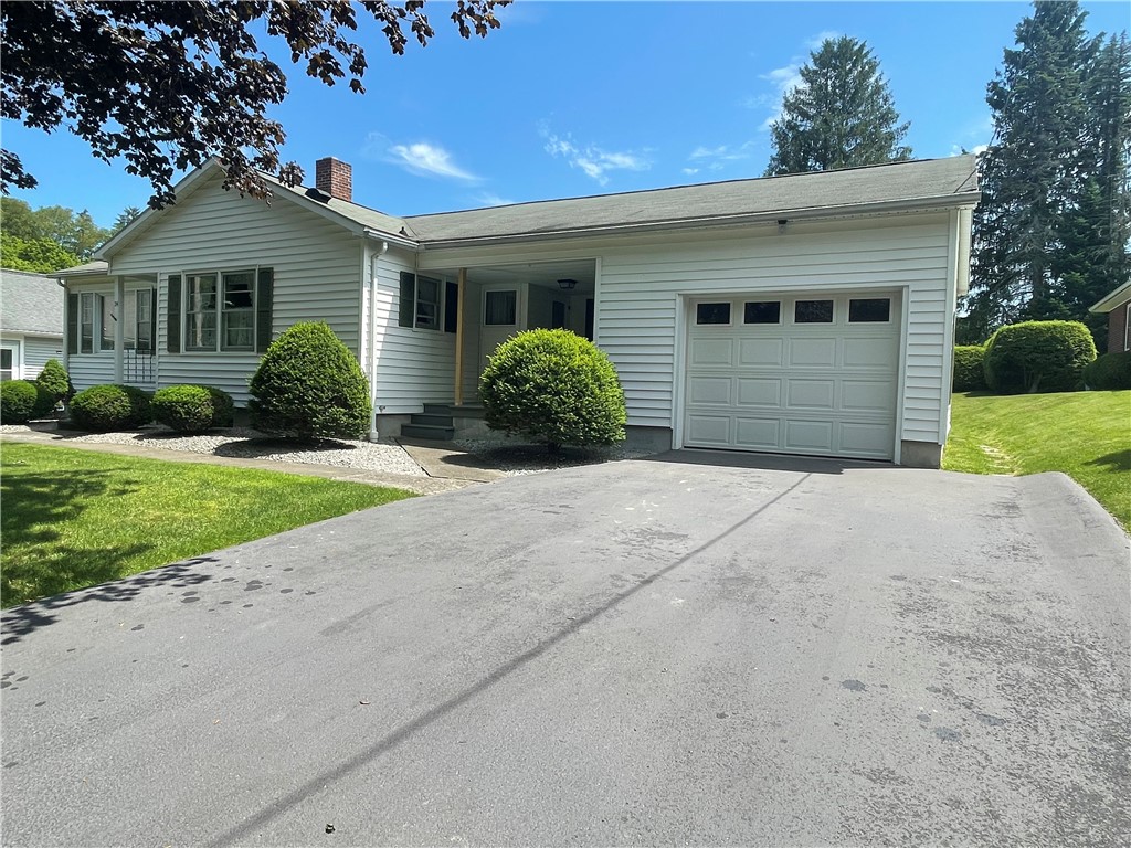 24 Sunset Avenue