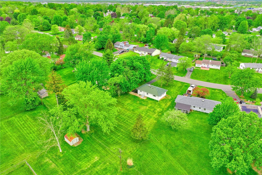 77 Greenbrier Lane, Henrietta, New York image 33
