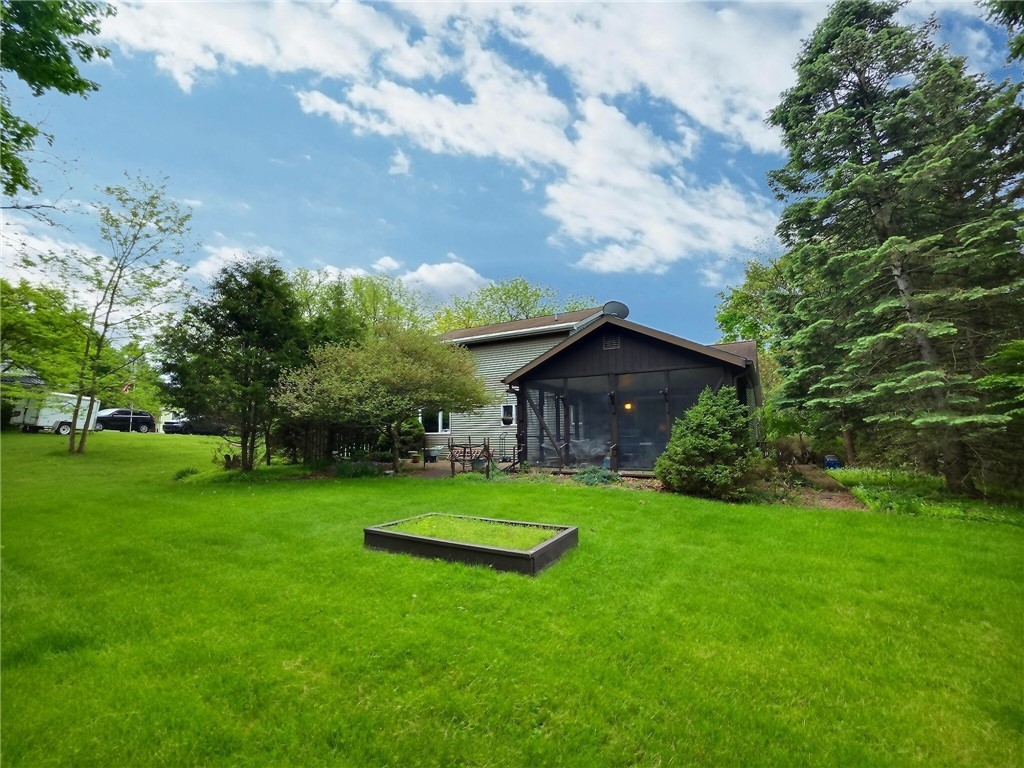7 Hillview Drive