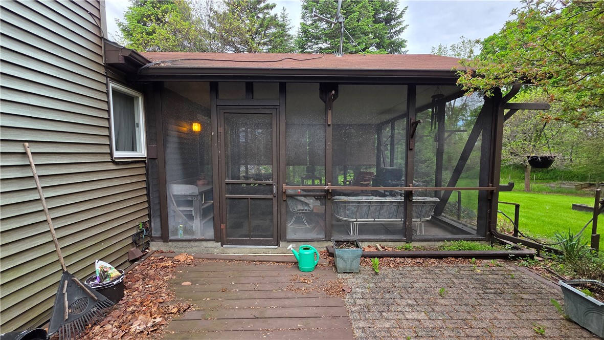 7 Hillview Drive