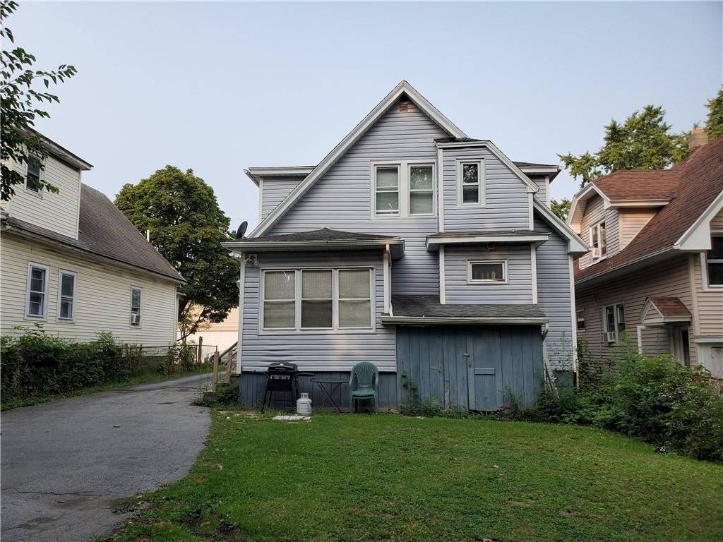 32 Taft Avenue