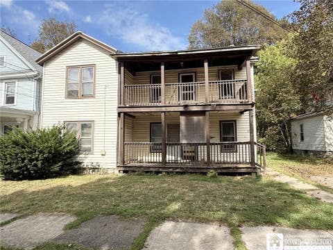 Multifamily For Sale - 28 W 9th Street<br/> Jamestown, NY 14701