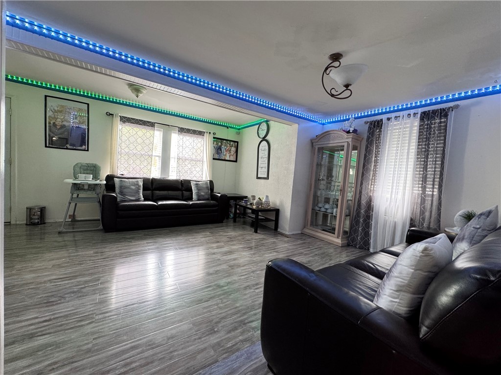 77 Mosley Road, Greece, New York image 4