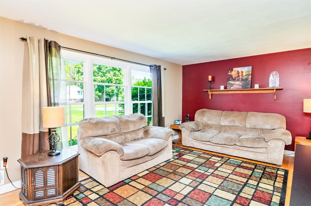 Search Properties 3 158 erath drive