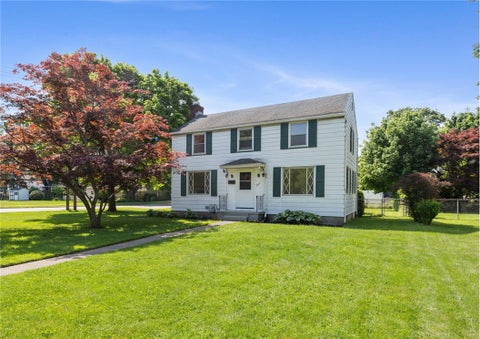 Homes For Sale - 261 Rogers Parkway<br/> Irondequoit, NY 14617