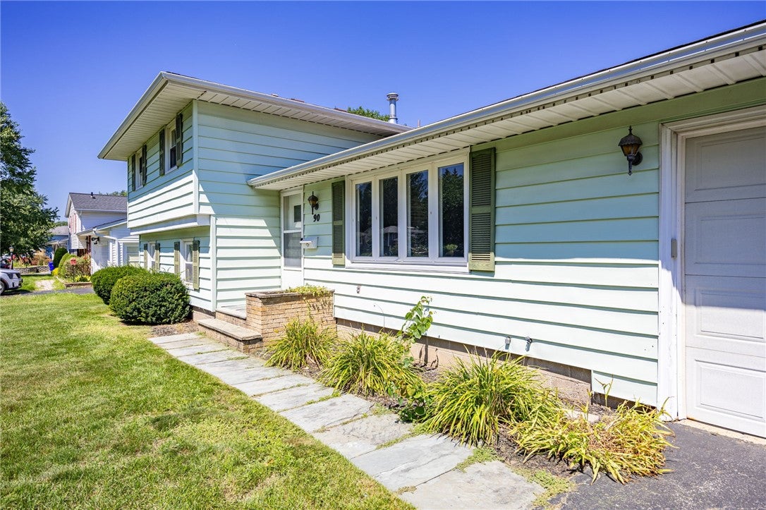 90 Oakbend Lane