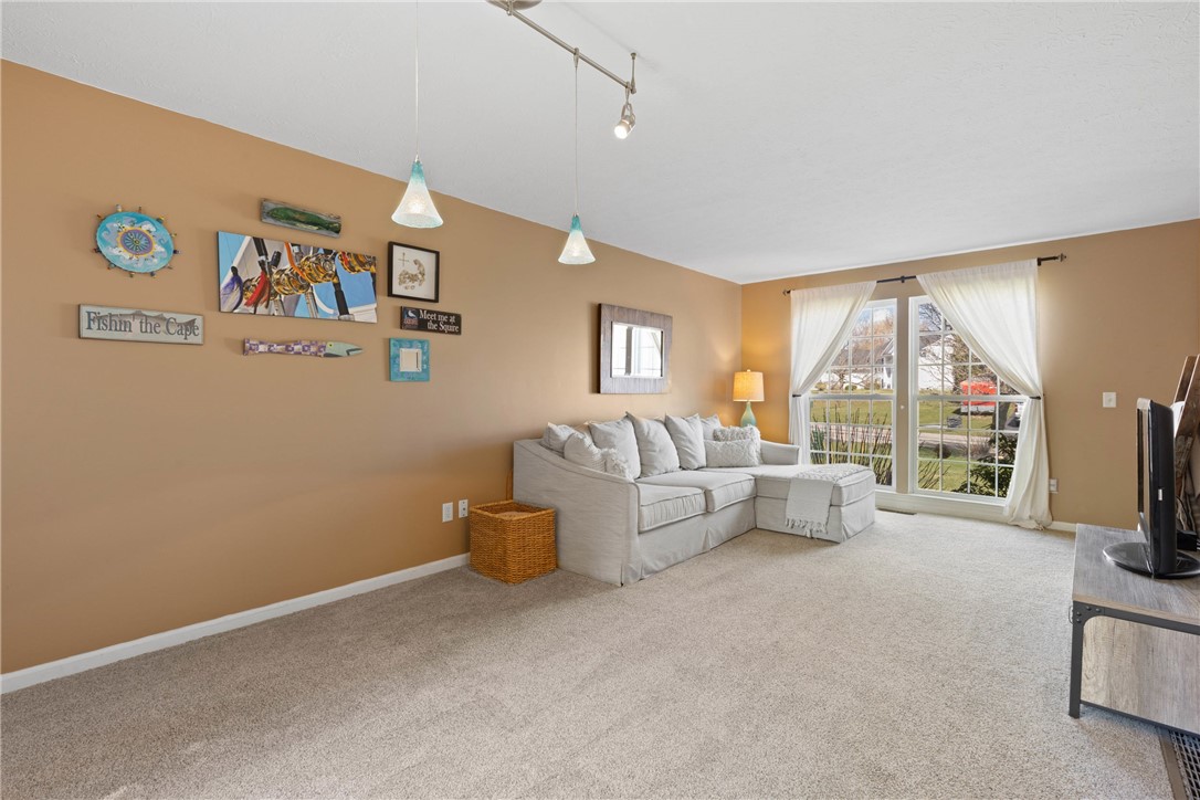 3225 White Pine Lane, Macedon, New York image 6