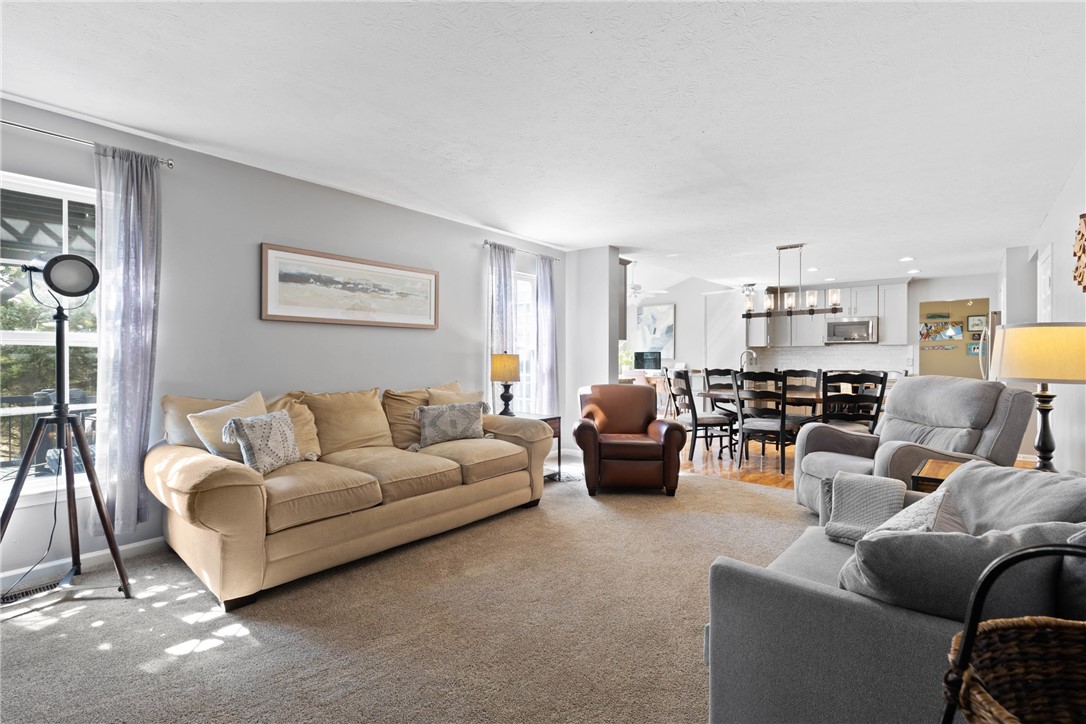 3225 White Pine Lane, Macedon, New York image 11