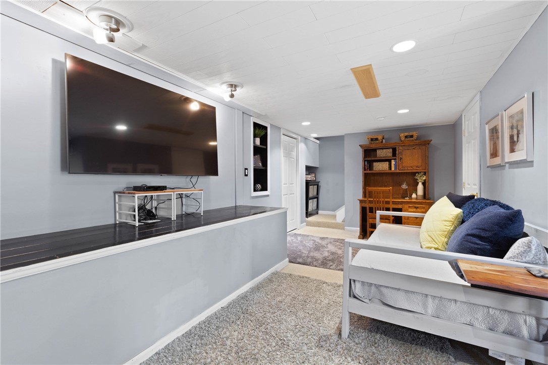 3225 White Pine Lane, Macedon, New York image 31