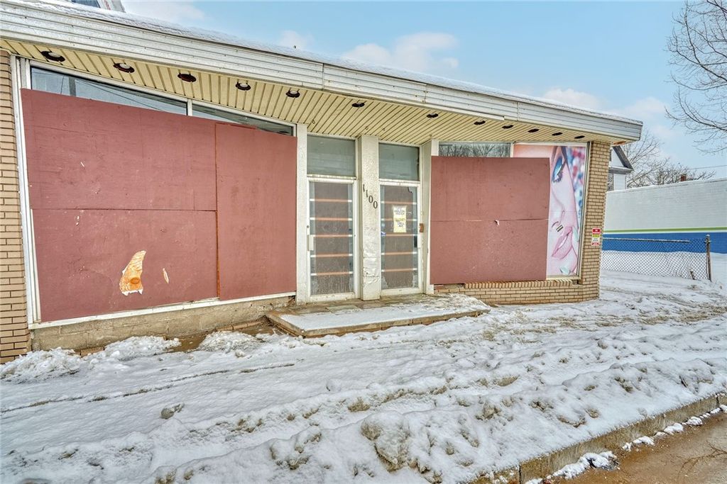 Photo of 1100 Lyell Avenue, Rochester, NY 14606 (MLS # R1656600)