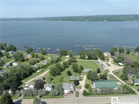 4438 W Lake Road Mayville NY 14757