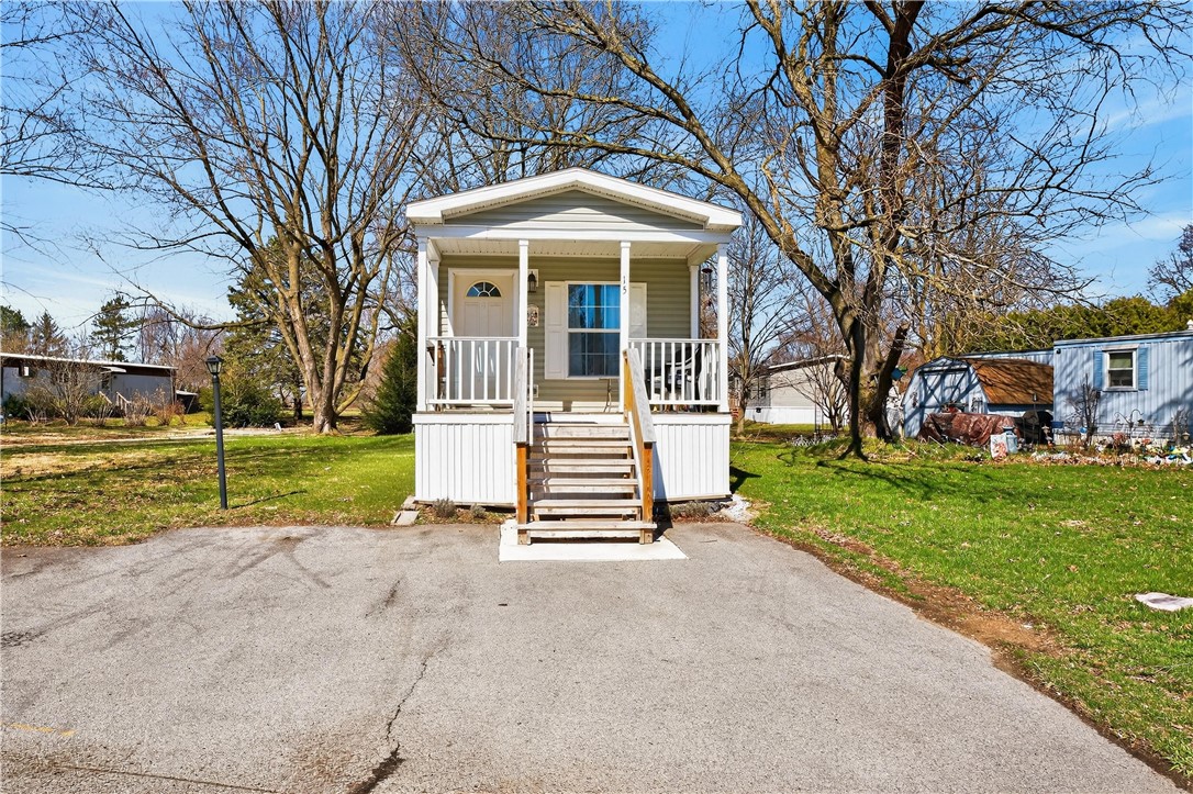 15 Glenview Drive