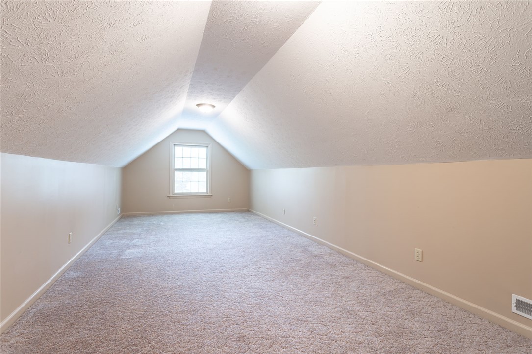 209 Commerce Drive, Avon, New York image 40