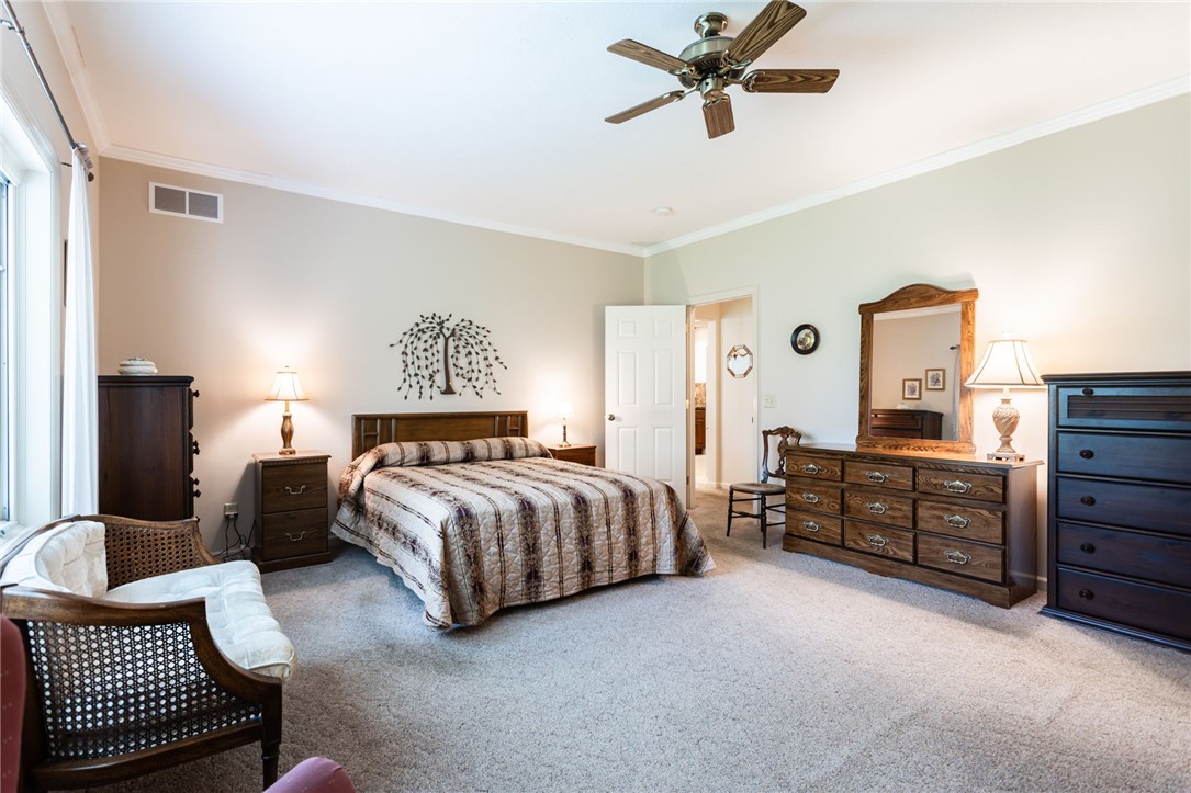 209 Commerce Drive, Avon, New York image 33