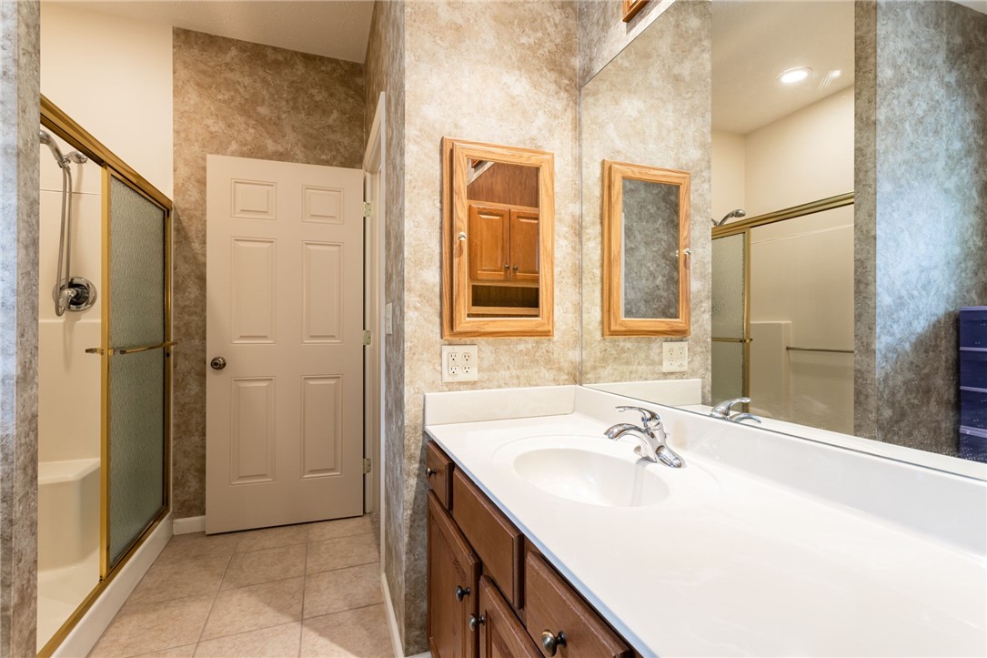 209 Commerce Drive, Avon, New York image 36