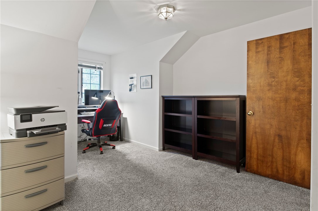 9 Falls View Lane, Penfield, New York image 35
