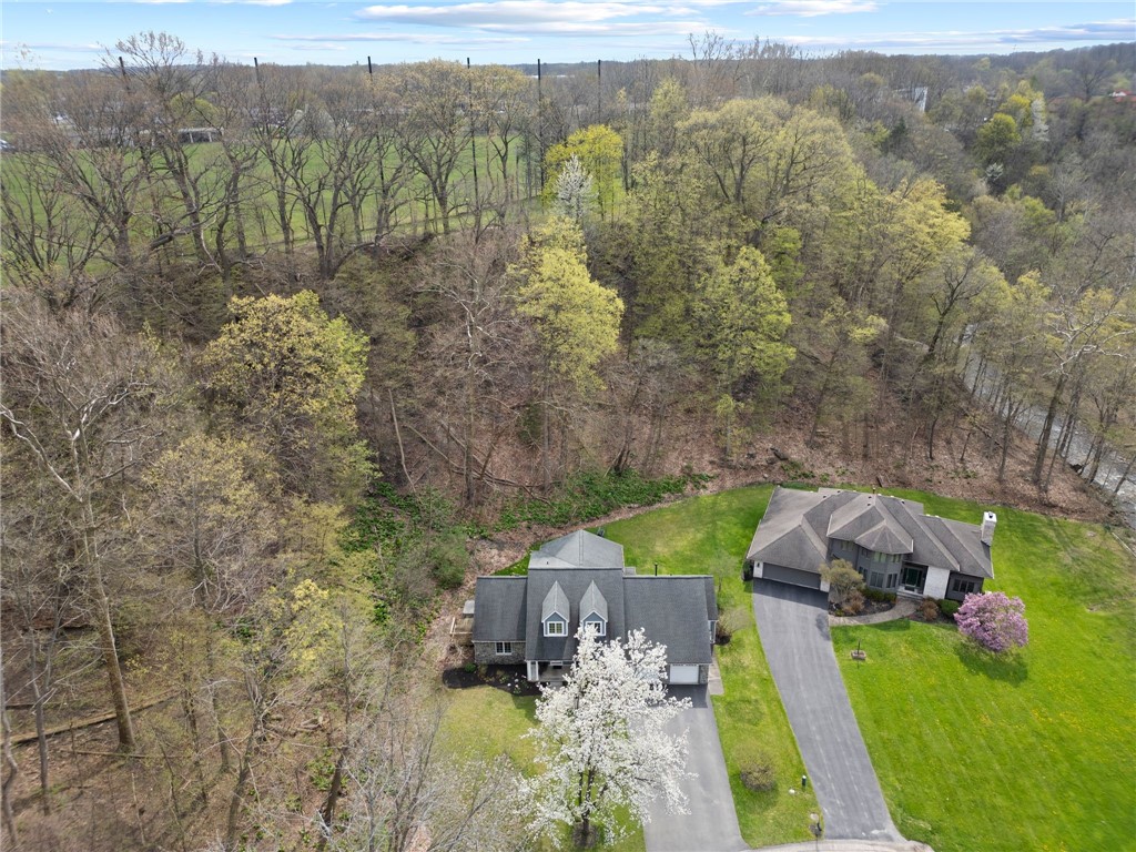 9 Falls View Lane, Penfield, New York image 43