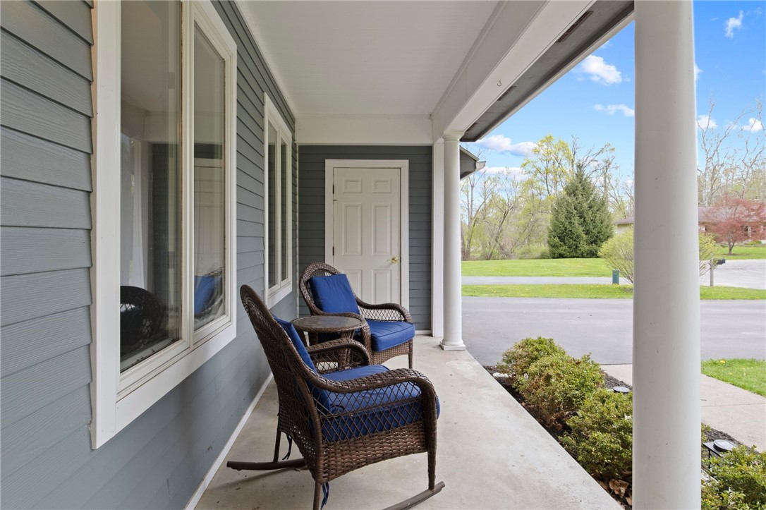 9 Falls View Lane, Penfield, New York image 4