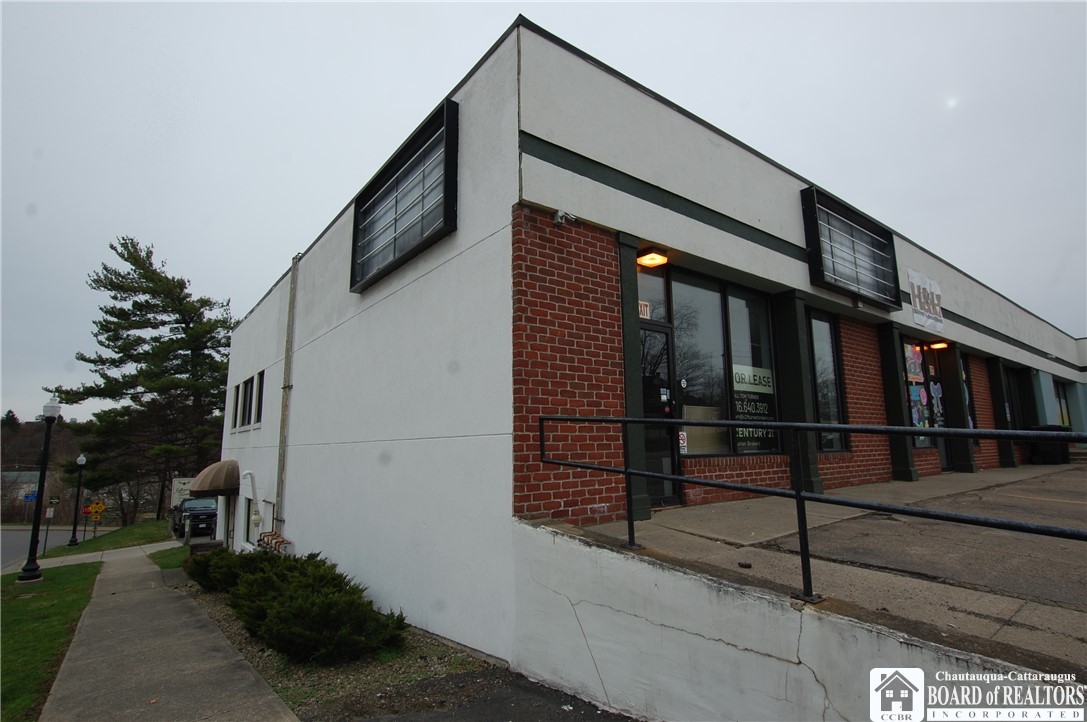 405 w 3rd street