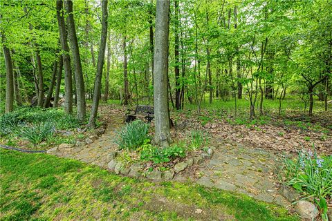 Tiny photo for 487 Sandystone Circle, Webster, NY 14580 (MLS # R1683070)