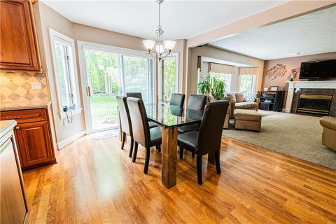 Tiny photo for 487 Sandystone Circle, Webster, NY 14580 (MLS # R1683070)
