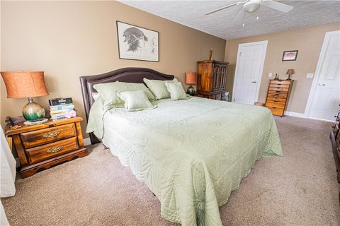 Tiny photo for 487 Sandystone Circle, Webster, NY 14580 (MLS # R1683070)