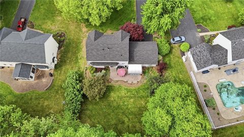 Tiny photo for 487 Sandystone Circle, Webster, NY 14580 (MLS # R1683070)