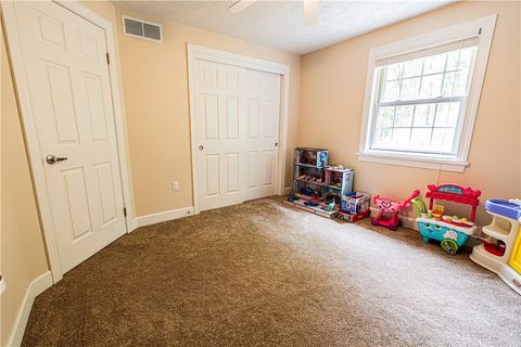 Tiny photo for 487 Sandystone Circle, Webster, NY 14580 (MLS # R1683070)