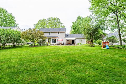 Tiny photo for 487 Sandystone Circle, Webster, NY 14580 (MLS # R1683070)