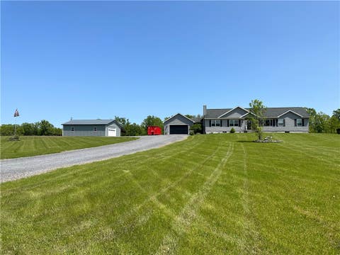 Featured picture for the property R1472079