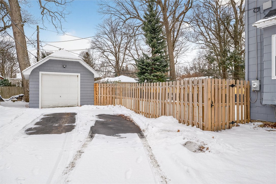 29 W Boulevard Parkway